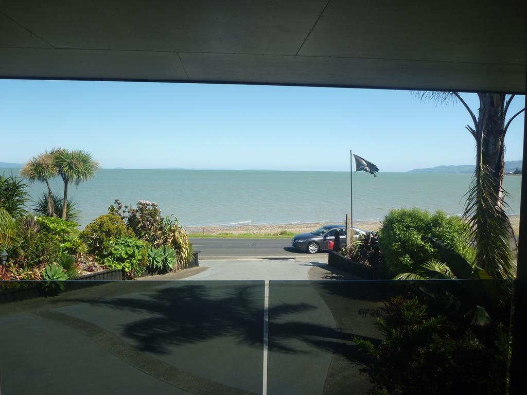 Pohutukawa Coast Bnb Te Puru Exteriör bild
