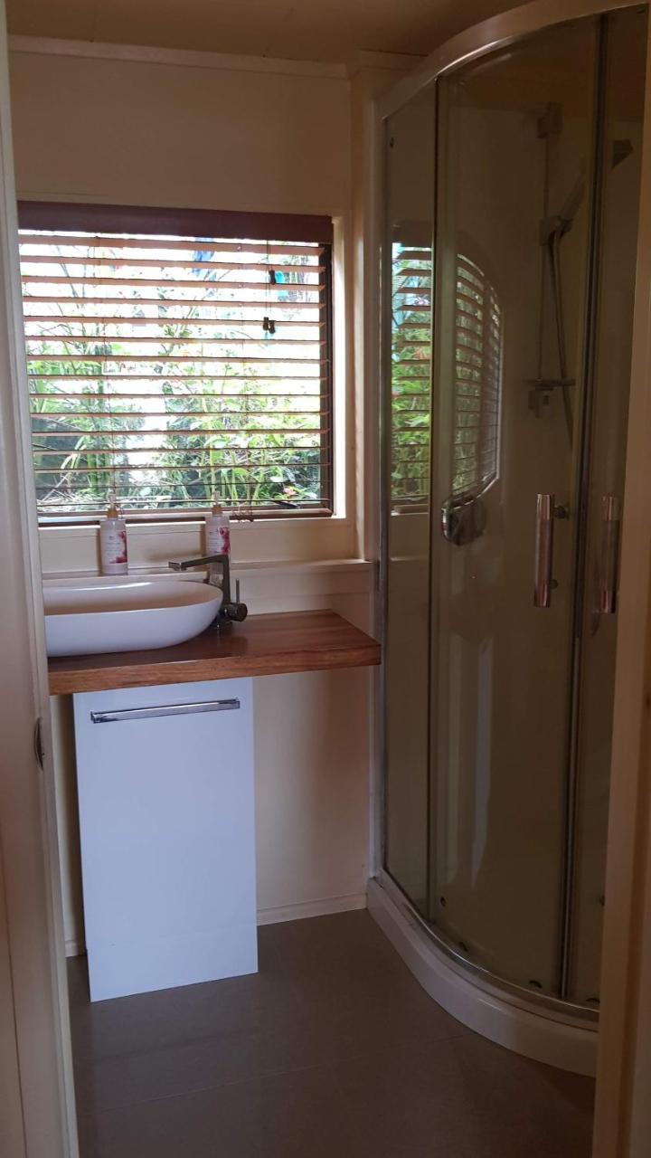 Pohutukawa Coast Bnb Te Puru Exteriör bild